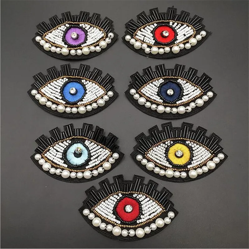 Mouth Eye Sew-On Patches Sewing Rhinestone Embroidered Pearl beaded Applique for Jacket Clothes Badge DIY Apparel Accessories