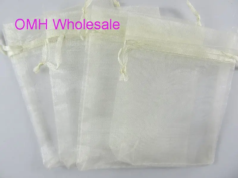 

OMH wholesale 50pcs 7x9,10x12,10x15,11x16,15x20,17x23,13x18cm beige Christmas Packaging bags jewelry voile gift bag BZ08-15