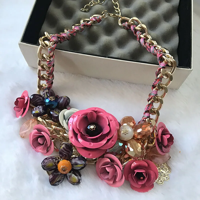 Wholesale kpop fashion accessories big flower statement short necklace for women/collier femme/collares de moda 2024