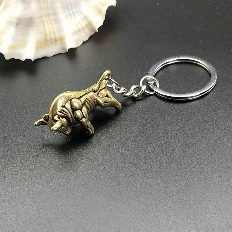 Real Copper 3D Animal Key Chain High Quality Simulation Arowana Cicada Tiger Bull Brass Car Key Ring Party New Gift Keychain