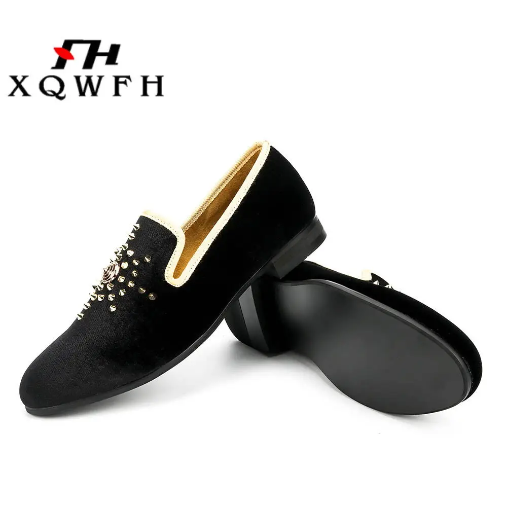 XQWFH Gold Handmade Men Rivets Shoes Plus Size Man\'s Leather Casual Shoes Fashion Party Wedding Men Loafers