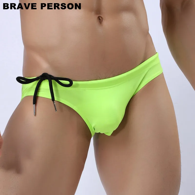 BRAVE PERSON-Bikini de nailon sólido para hombre, ropa de playa, calzoncillos sexys de tiro bajo, 8 colores, B1156