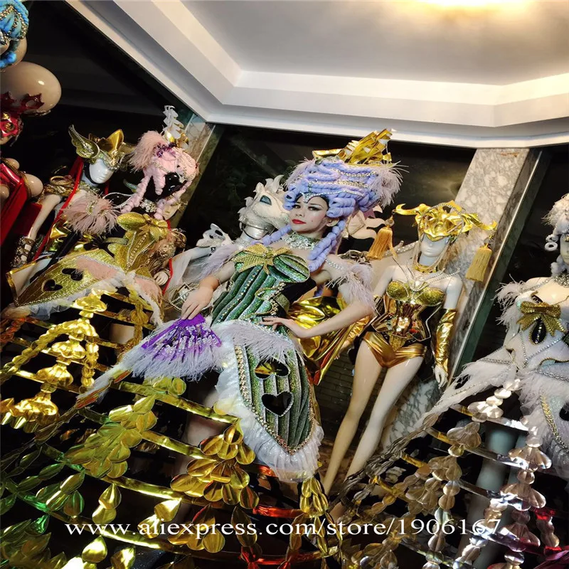 

Costume Model Catwalk Showcase Show Party Clothing European Court Props Clothes Led Luminous Novel Cosplay Suit