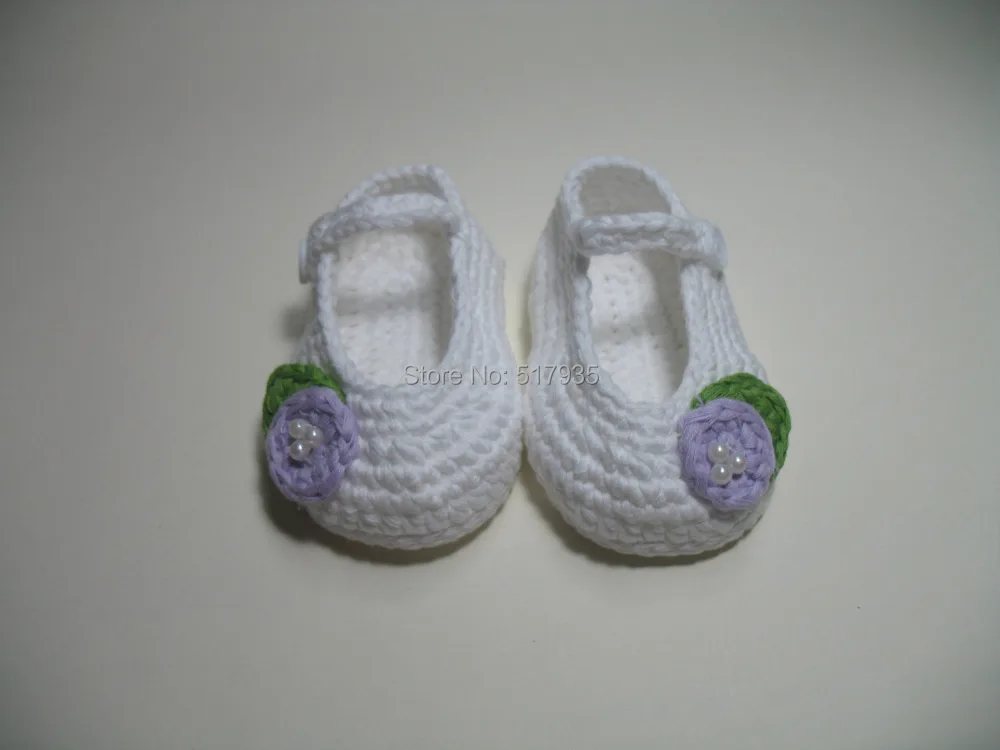 free shipping,handmade crochet baby girl shoes 100% cotton.Double soles,baby Crib Shoes Houseshoes white with purple flowers