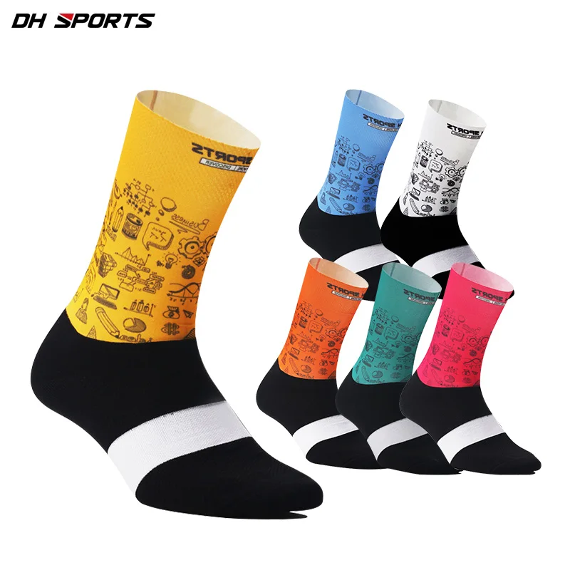 Anti Slip Outdoor Cycling Socks Seamless Integral Moulding Camping Hiking Running Bicycle Bike Sport Socks