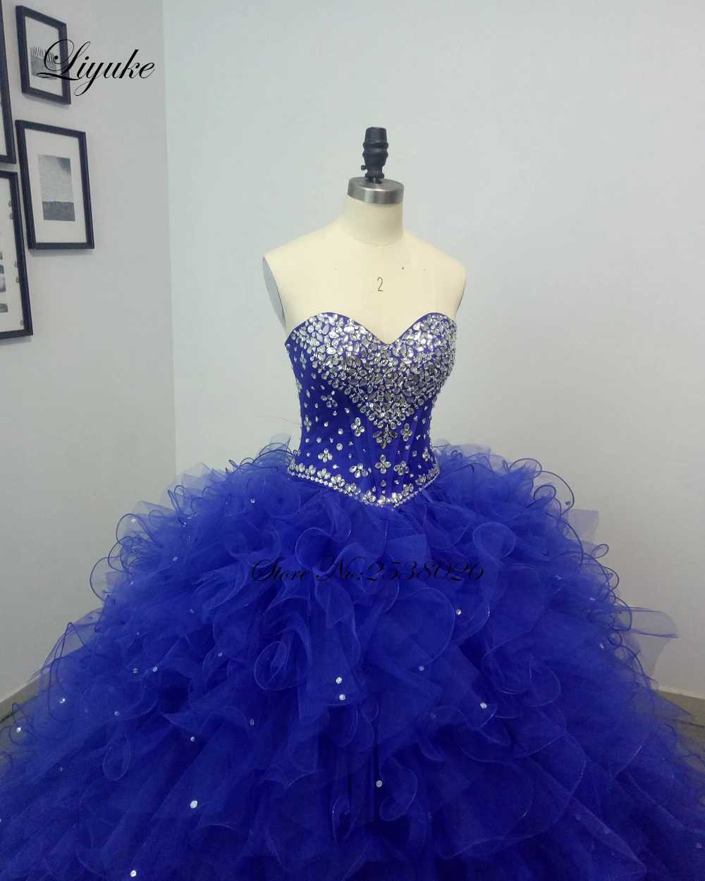 Liyuke encantador vestido de baile sem alças vestidos quinceanera com strass e cristal na parte de trás do laço fechamento