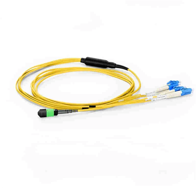 الألياف patchcord MPO-LC نوع A أنثى OS2 MPO/APC اندلاع 8 12 24 الأساسية كابل دائري أصفر 1 متر 2 متر LSZH سترة 8/12/24 حبلا ELINK