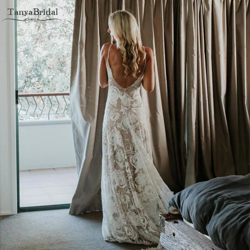 Abiti da sposa romantici in pizzo rosa Abiti da sposa di lusso bohemien Sweep Train Abiti da sposa con scollo a V Estate Vestido De Noivas DW135