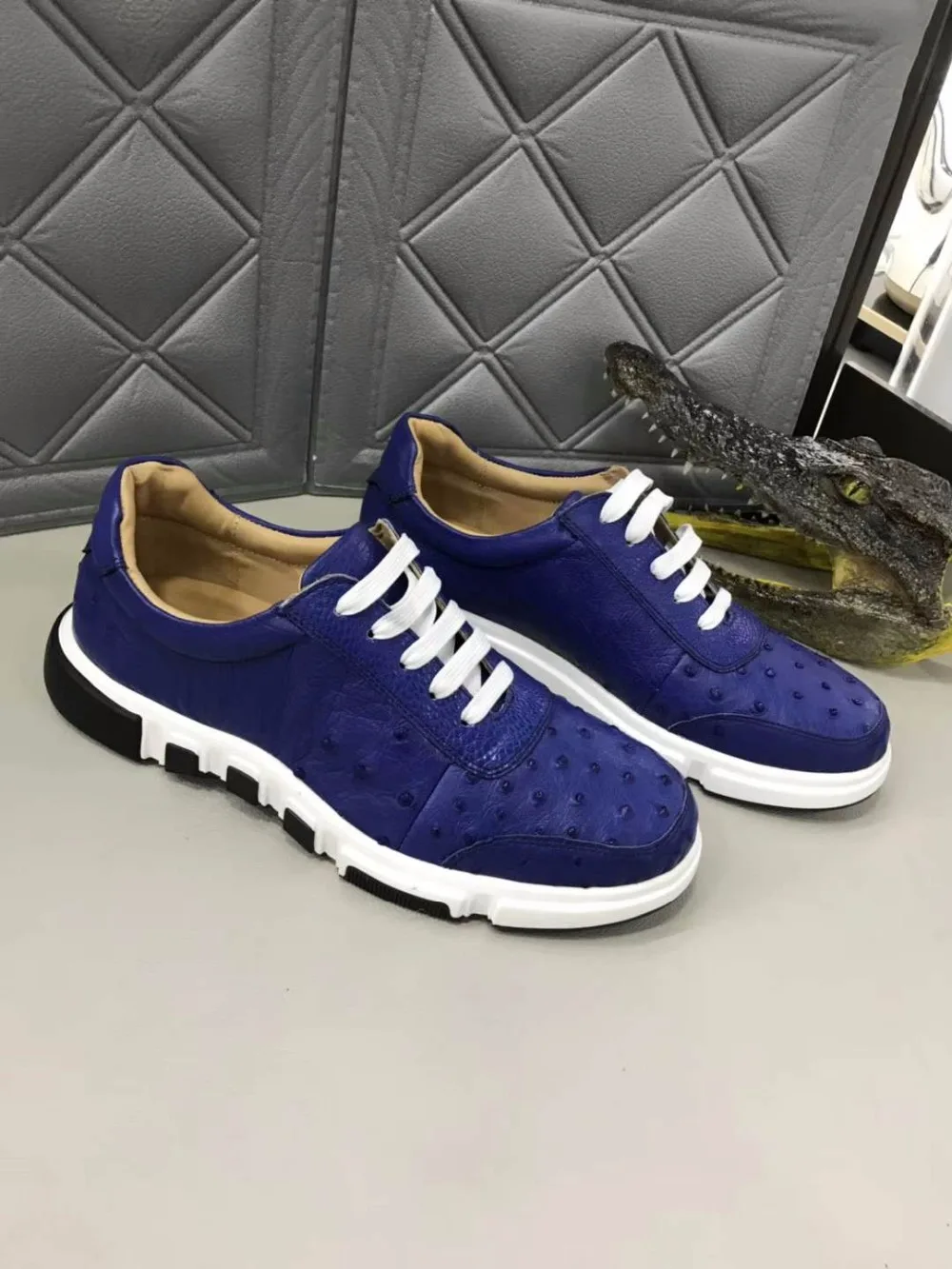 

100% Genuine real Ostrich skin leather men fashion shoe with cow skin lining soild quality shoe base 2019 new style men shoes