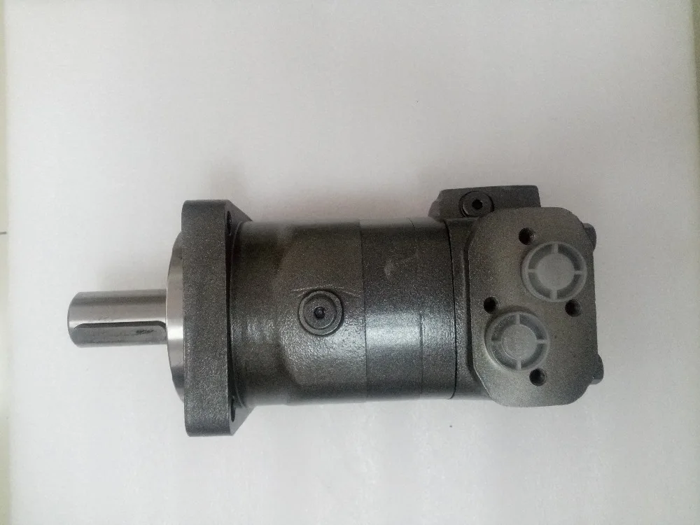 

Sprinkler with low noise torque and large cycloidal hydraulic motor