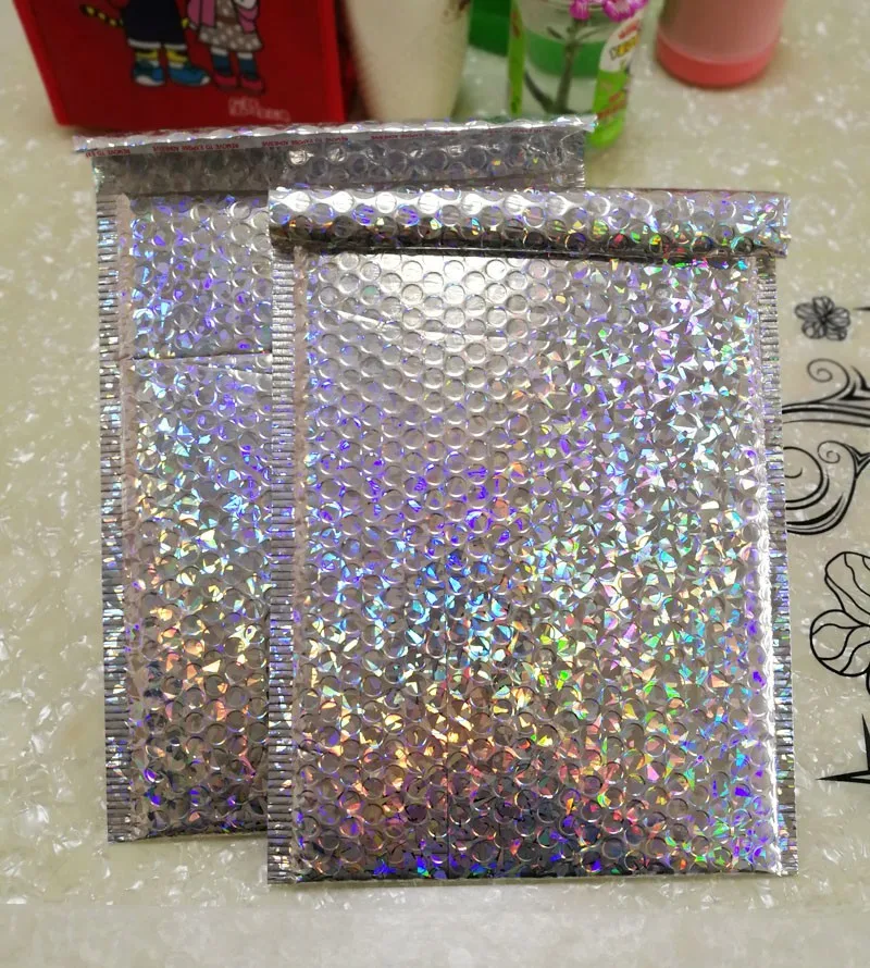 

15x13cm/23x30cm Large Sliver laser Wrap Glitter Metallic Bubble Mailer Bag Gift Bag Aluminum Foil Seals Bubble Envelope Gift Bag