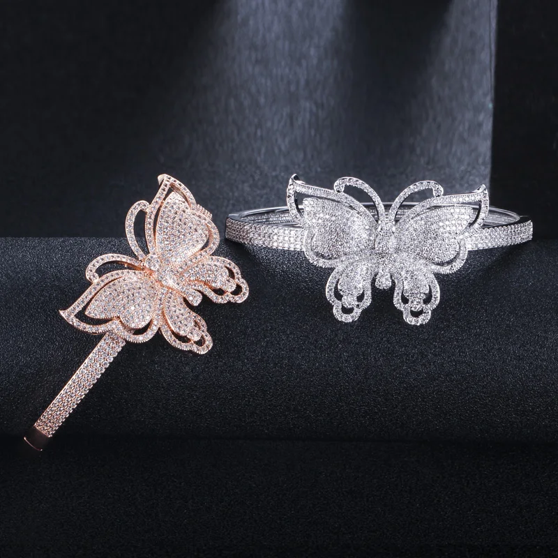 

Pera Top Quality Cubic Zirconia Rose Gold Color Big Butterfly Charm Open Cuff Bangles for Women Jewelry Fashion Accessories Z011