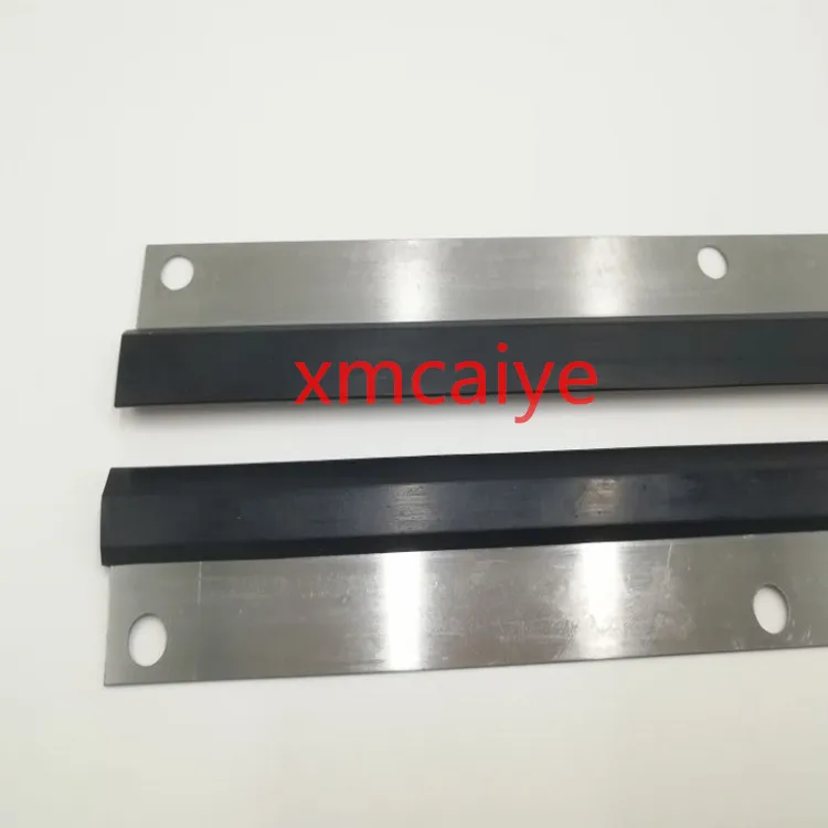 5 PCS Wash Up Blades For Komori Length 590  Width 36  Holes 5