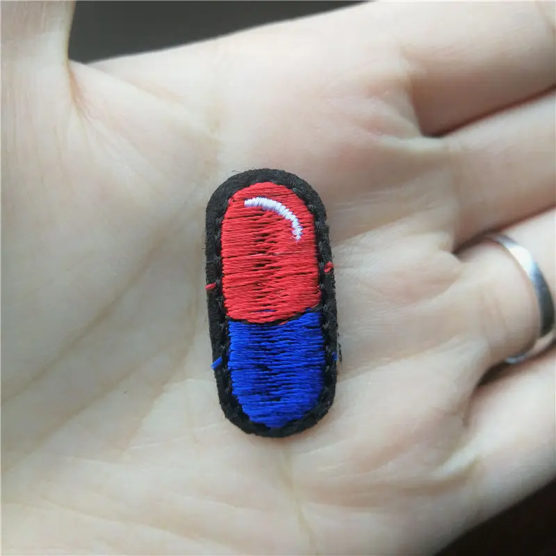 10PCS Embroidery Patch Cartoon Pills Sew Iron On Patches Red Blue Embroidered Badges For Bag Jeans Hat T Shirt DIY Appliques