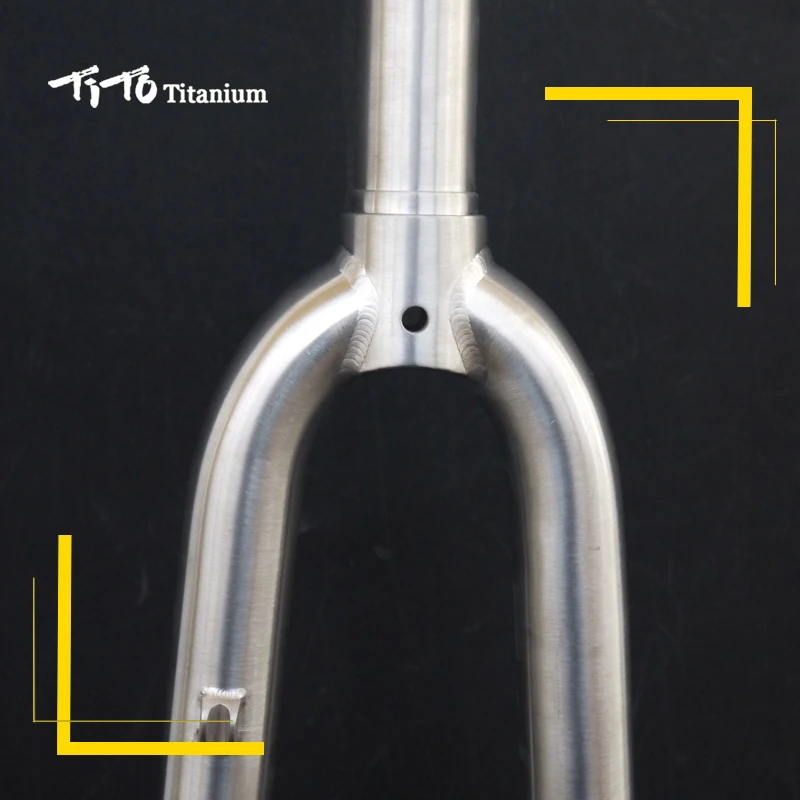 TiTo Gr.9 Titanium alloy road bike front fork 700C disc brake Bicycle Fork break wind Titanium fork Elliptical tarped shape tube