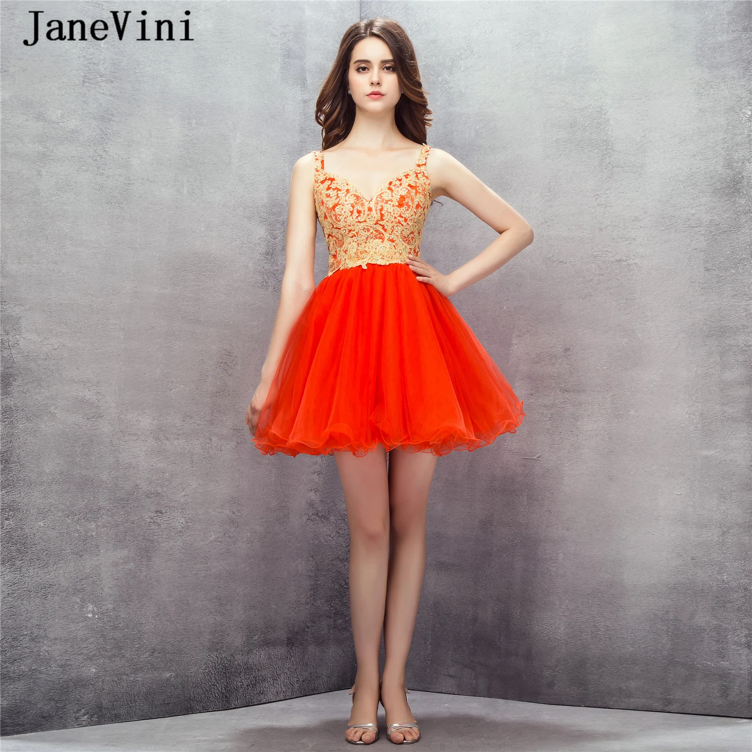 JaneVini Sexy 2019 Homecoming Dresses for Girls A Line V Neck Gold Lace Appliques Beaded Backless Tulle Mini Graduation Dresses