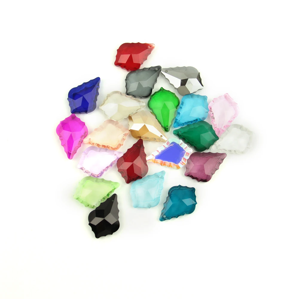 38/50mm 10pcs/60pcs/100pcs cristallo colorato foglia d\'acero vetro illuminazione lampadario prisma parti pendente per la decorazione domestica