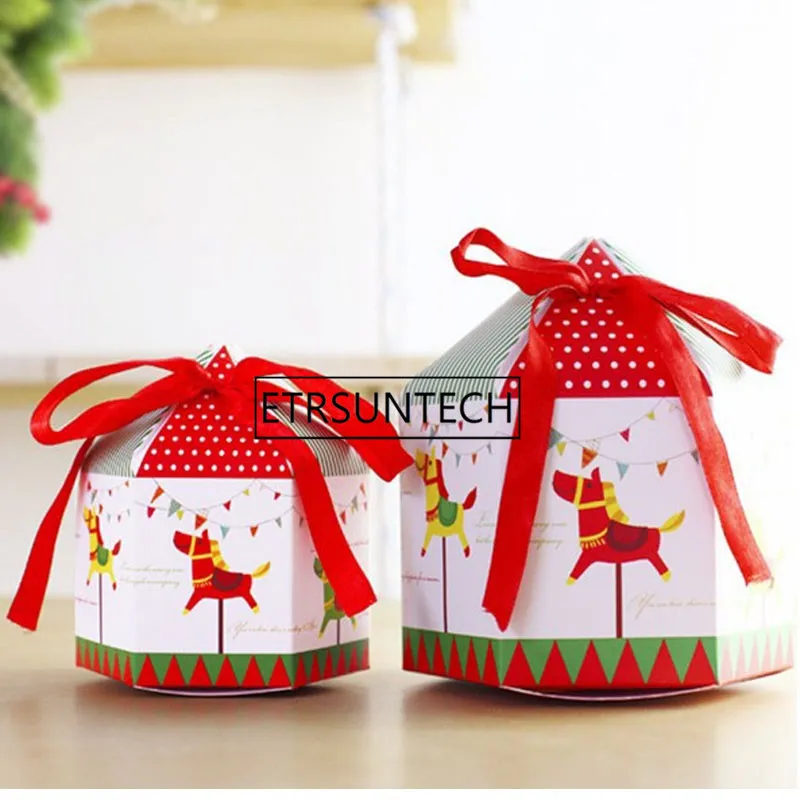 

200pcs Merry Christmas Apple Candy Box Carousels Printed Cookie Box Christmas Gifts Boxes Gift Decorations