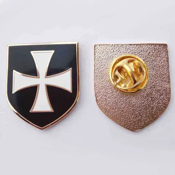 50pcs custom made metal freemason brooch pins badges masonic lapel badge white cross knights black shield lapel pin