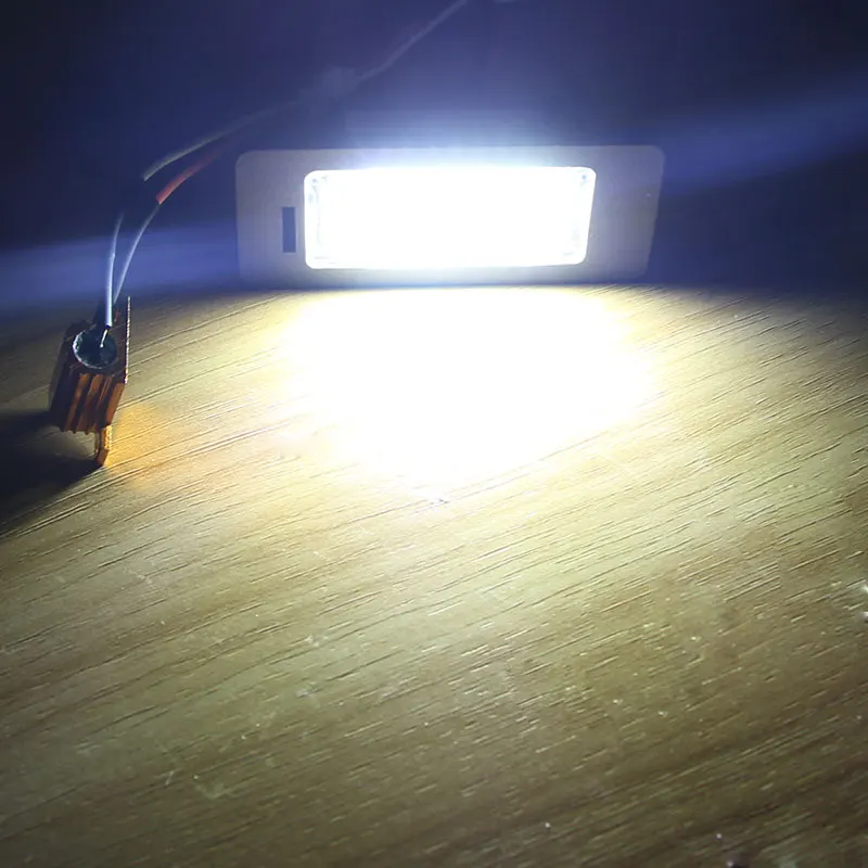 2 White LED Number License Plate Light Bulb  For Audi  A1 8X   A3 8V  A4 S4 B8  A5 S5 8T  A6 C7 4G  A7 4G  Q3 / Q5  TT 8J
