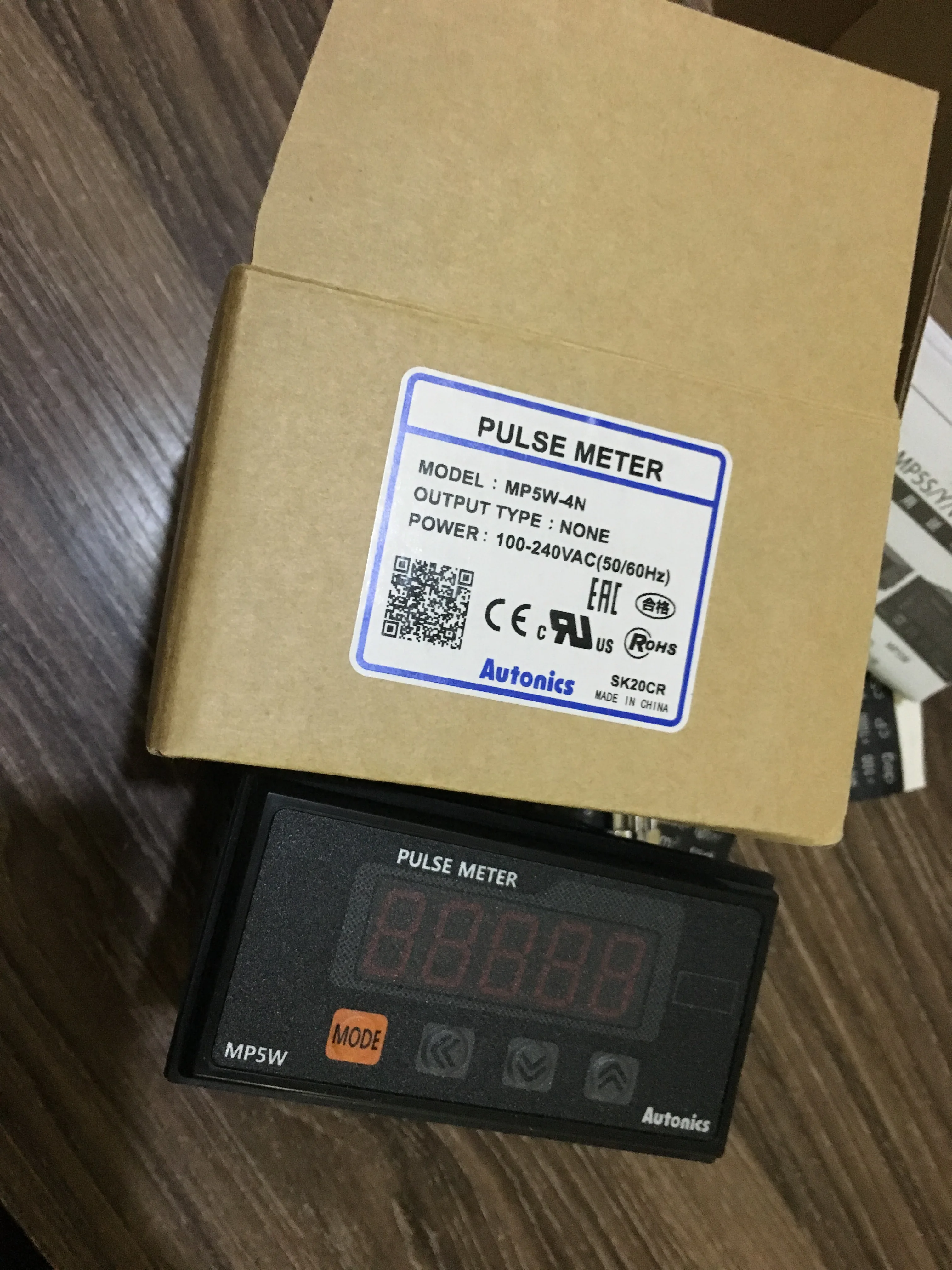 

Original authentic] Autonics MP5W-4N Autonics Pulse Meter MP5W-4N 100-240VAC