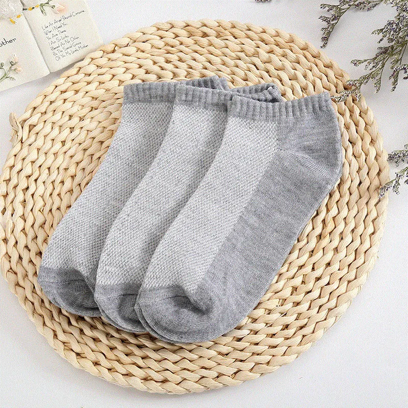 Urgot 10Pcs = 5Pairs Solide Mesh herren Socken Unsichtbare Socken Männer Sommer Atmungs Dünne Männliche Boot socken HEIßER VERKAUF 2019DropShip