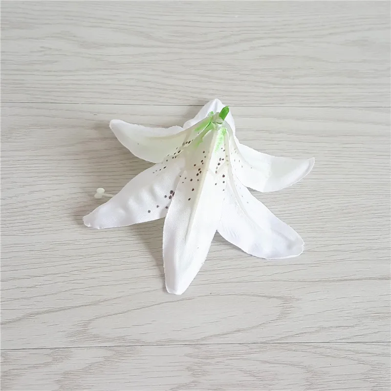 100pcs/lot 13cm Silk Lily Artificial Flower Head For Wedding Decoration DIY Garland Decorative Floristry Arch Flower Arrangement