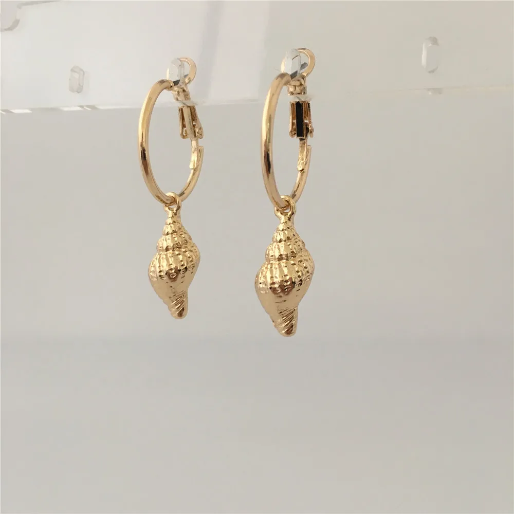 TRENDY GOLD COLOR PLATING SEA SNAIL CONCH CHARM HOOP EARRINGS