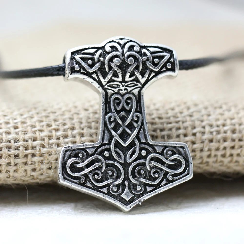 

LANGHONG 10pcs Norse Vikings Amulet Necklace Legendary Viking Odin's Knot Hammer Necklace