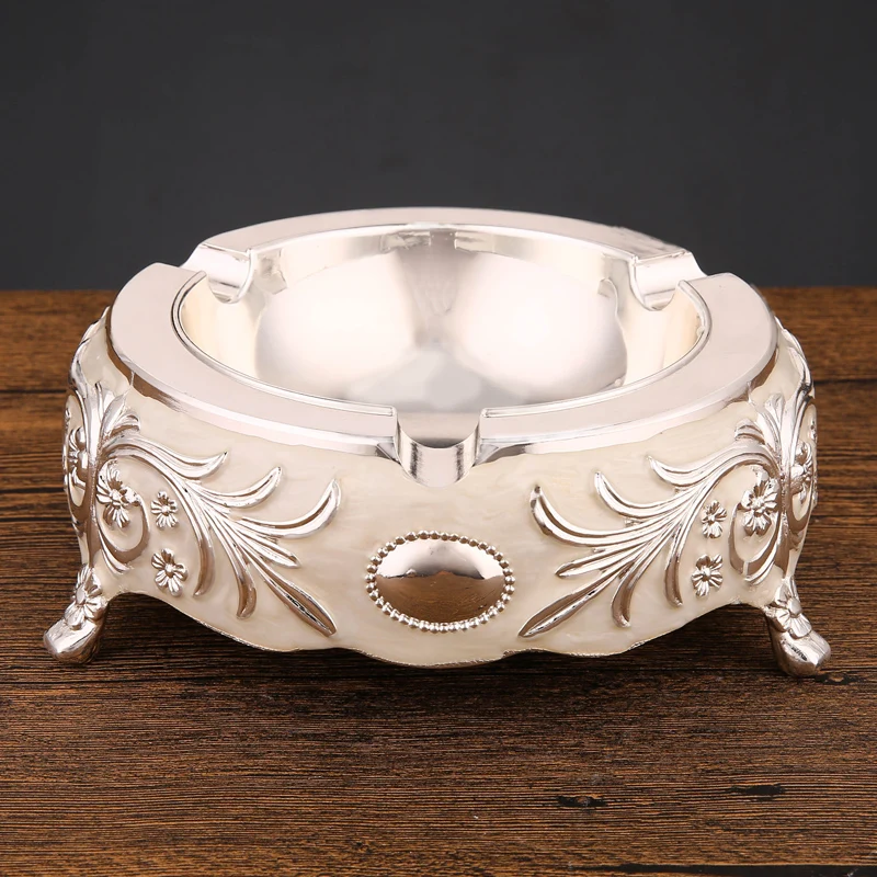 European Shiny Gold Silver Plating White Blue Enameled Flower Leaves Branch Design 11, 14, 18cm Round Footed Zinc Alloy Ashtray