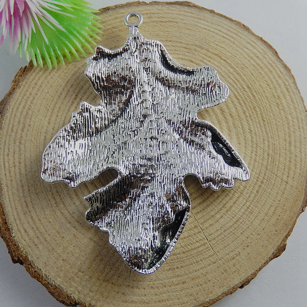 2pcs/lot Silver color Leaves Shape Vintage Necklace Pendant 66*51*6mm Jewelry Accessories Handmade Special Women Gifts 51151