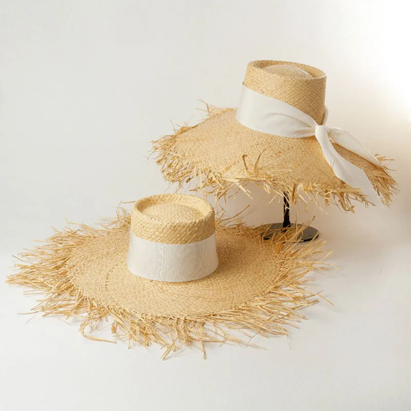 Elegant Raffia ฟลอปปี้หมวกผู้หญิงสีดําสีขาวริบบิ้นโบว์ Sun Visor หมวก Fringed Big Brim หมวกชายหาด UV ป้องกันหมวกฤดูร้อน