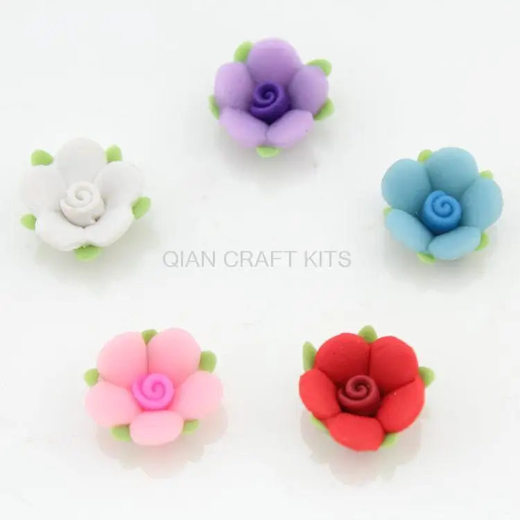 150pcs Mixed 3 Tone Flower Beads Rose Flower Beads Cabochons 14mm DIY Pendant cell phone decor polymer clay