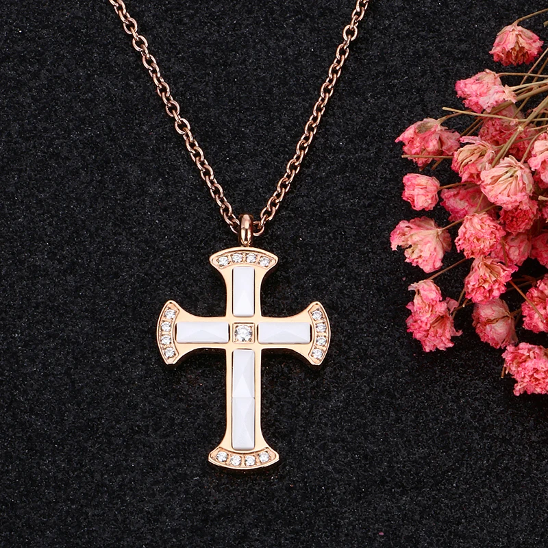 Fashion Cross Sweater Chain For Women Religious Iced Out Rhinestone Crucfix Rose Gold Pendant Necklace Jewelry Free Chain