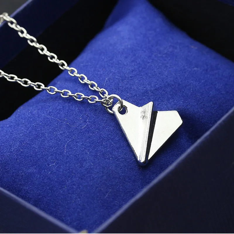 1D One Direction Necklace Paper Airplane Plane Pendant Gold Black Gun Silver Color Fashion Simple Jewelry Men Women Wholesale