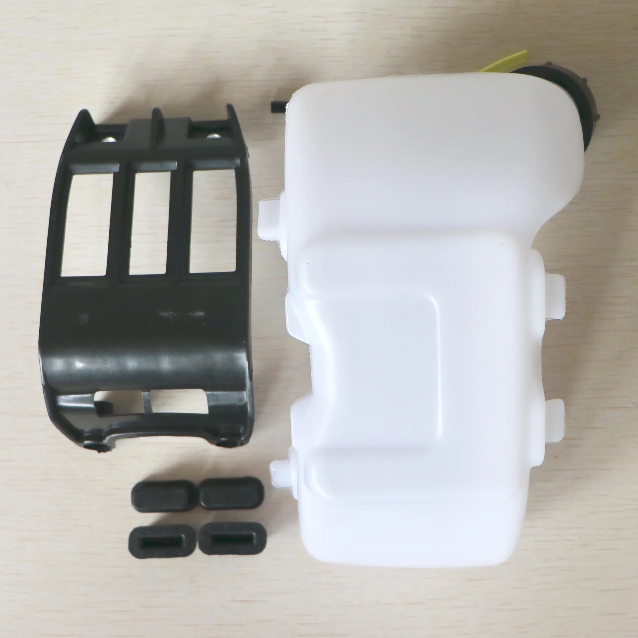 Imagem -02 - Tanque de Combustível a Gasolina & Guarda Base Habitação Buffer Borracha Kit para Gx35 gx 35 1.3hp Mini Motor Trimmer Cortador Escova Replacemet