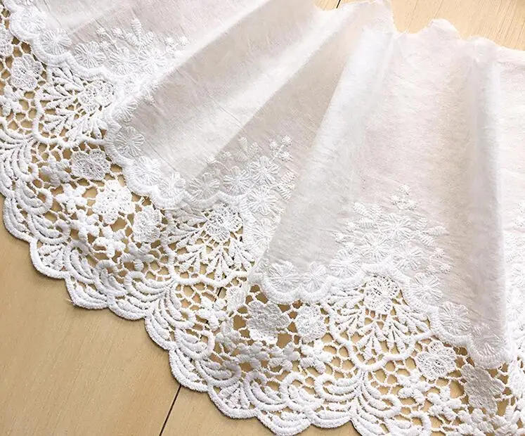 2/5/10yards 20cm White /beige Cotton Lace Trim Cotton Floral Embroidered Cloth Lace Doll Dress Underwear Costume DIY Craft X231