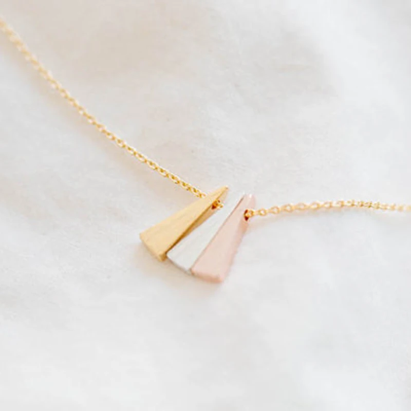 

Fashion Gold Silver Plated 3 Color Triangle Drop Pendant Boho Choker Necklaces Gift For Friend Girls Free Shipping Wholesale