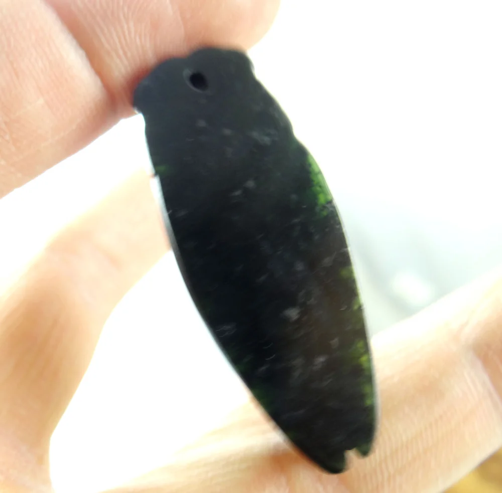 46*18*11MM Wholesale natural Chinese black green stone hand-carved statue of cicada amulet pendant necklace