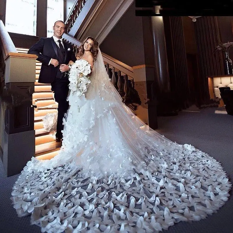 Luxo New Fashion Veils One-Layer Marfim Branco 3D Flores Borboleta Catedral Longo Acessórios Do Casamento Com Pente Véu De Noiva