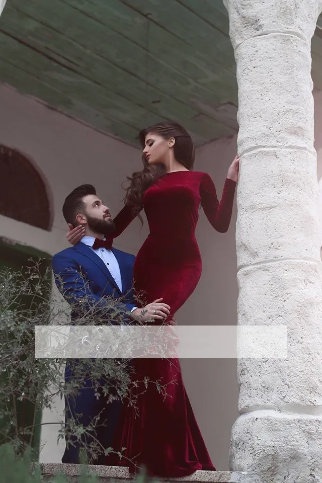 

Burgundy Muslim Evening Dresses Mermaid High Collar Long Sleeves Velvet Islamic Dubai Saudi Arabic Long Formal Evening Gown