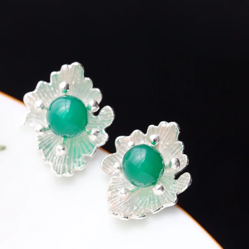 

925 sterling silver earrings hand with natural green silver earrings