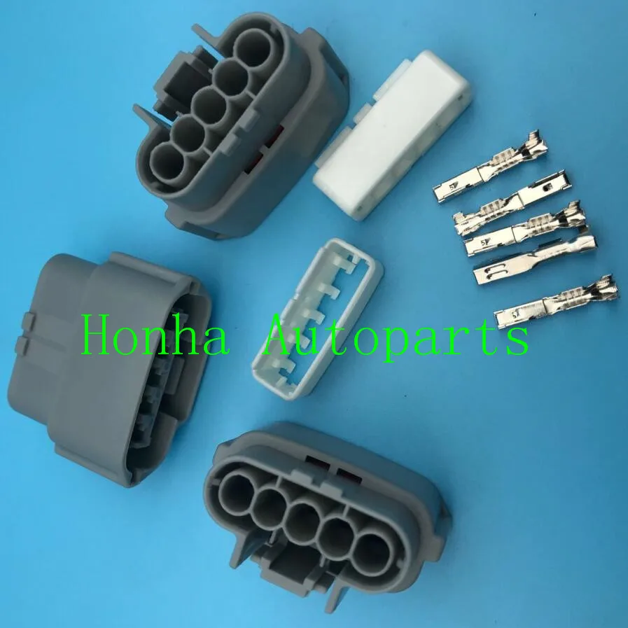 5 pieces/batch Sumitomo 5-pin/waterproof car electrical equipment busbar connector 6189-0848 fuel pump plug