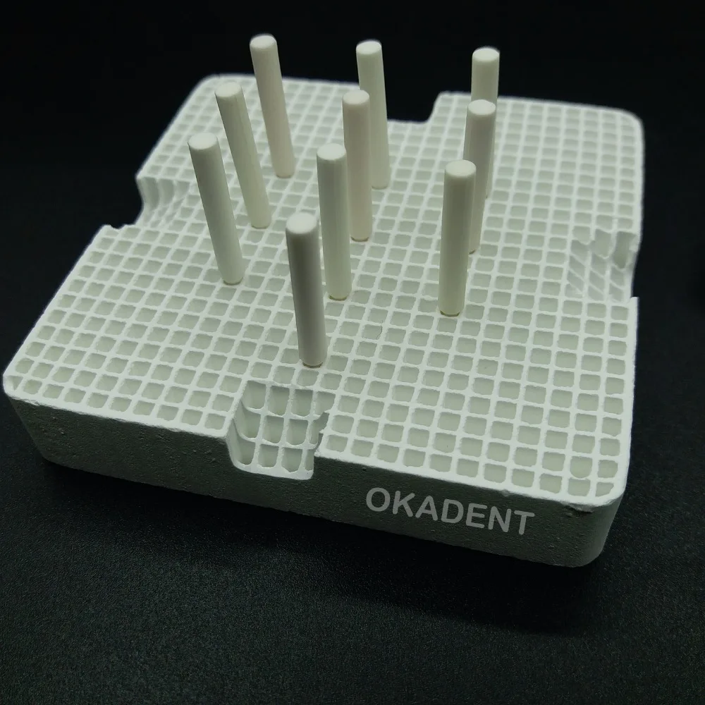 Laboratorium dentystyczne kwadratowa ceramiczna taca do wypalania plastra miodu szpilki ze stali nierdzewnej/ceramiczne (65*65*12mm)