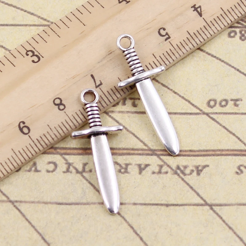 20 sztuk Charms sztylet 30x12x4mm tybetański brąz kolor srebrny wisiorki antyczna biżuteria Making DIY Handmade Craft