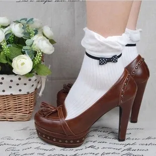 Princess sweet lolita socks Tutuanna 100% cotton  dot little bow ruffle hem solid color short socks gentlewoman socks KCW021