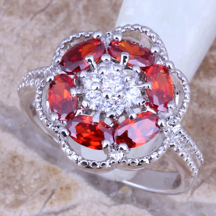 Clean White CZ Red Garnet Silver Plated  Women\'s Jewelry Ring Size 6 / 7 / 8 / 9 R0400