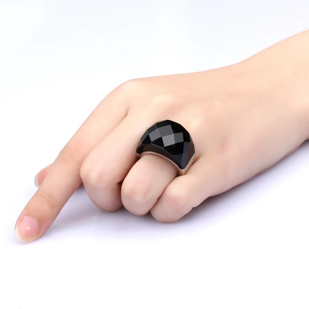 Stainless Steel Black & White Brand Design Delicate Shiny Big Crystal Stone Engagement Rings Trendy Ring Party Jewelry for Women