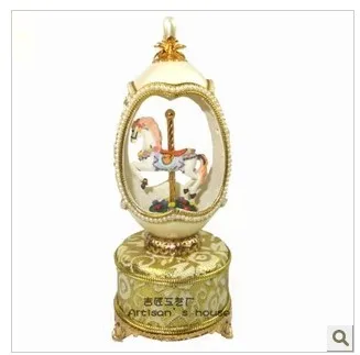 Golden Horse amusement base rotary egg music box to send his girlfriend a birthday Christmas preferred furnishings collection