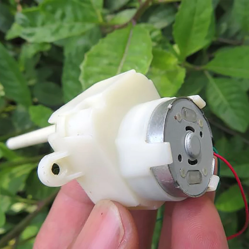 300 Gear Motor Plastic Gearbox/Gearwheel/Shaft Turbine Deceleration Motor DC7.5-9V 0.06-0.08A 5-8RPM Electric Machinery DIY